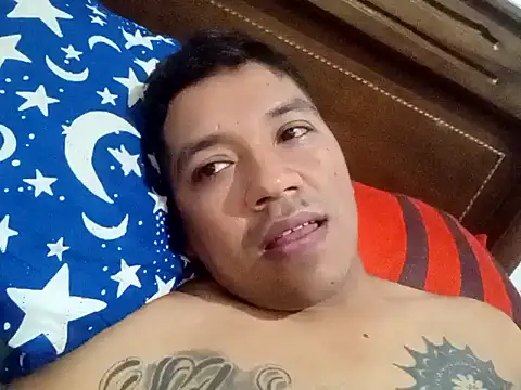angelito0219 online show from 12-02-24, 12:51