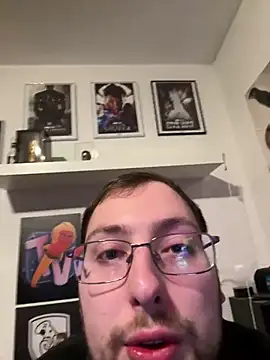 Snapshot of tipico0799 chatting on 02-23-25, 05:34 tipico0799 online show from 02-23-25, 05:34