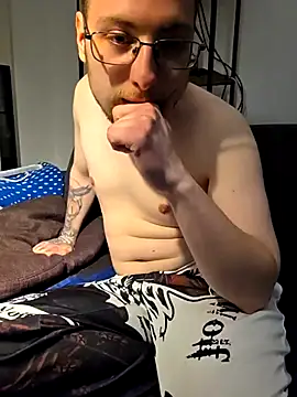 Snapshot of tipico0799 chatting on 04-06-26, 12:41 tipico0799 online show from 04-06-26, 12:41