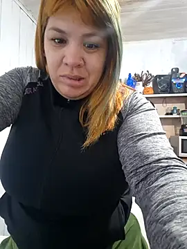 Naturalmenteyoo online show from 04-26-26, 04:37