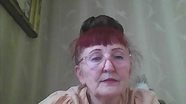Snapshot of TanyaSweet634 chatting on 06-10-26, 05:28 TanyaSweet634 online show from 06-10-26, 05:28