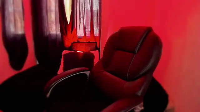 Snapshot of isabelithaa chatting on 05-06-26, 02:55 isabelithaa online show from 05-06-26, 02:55