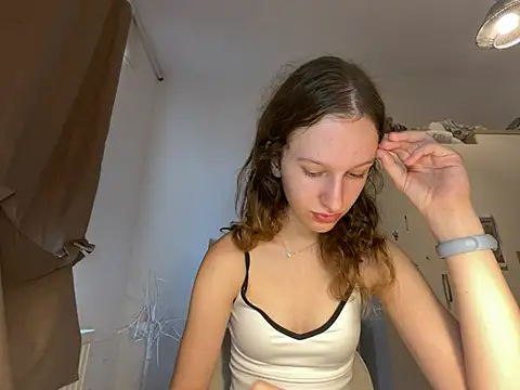 Snapshot of Eva_Angel3 chatting on 07-17-26, 06:13 Eva Angel3 online show from 07-17-26, 06:13