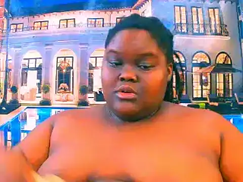 EbonyHotBuns online show from 05-13-26, 06:44
