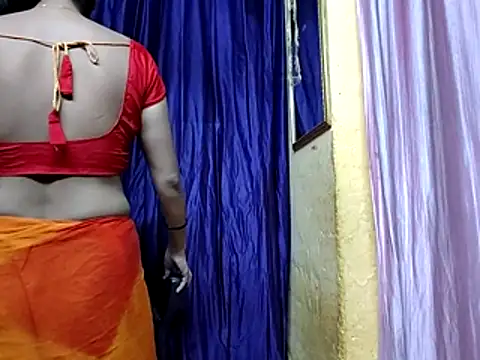 Snapshot of poojaxxx65 chatting on 07-19-26, 10:02 poojaxxx65 online show from 07-19-26, 10:02