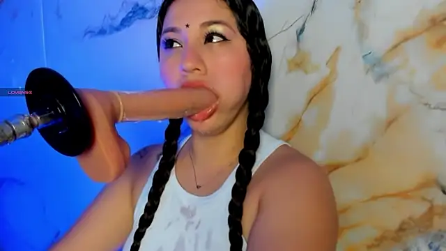 hade cute online show from 04-07-26, 05:13