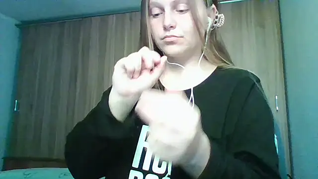 Evasapples online show from 04-01-26, 08:50