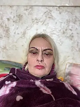 Gardener of Illusions online show from 04-21-26, 04:52