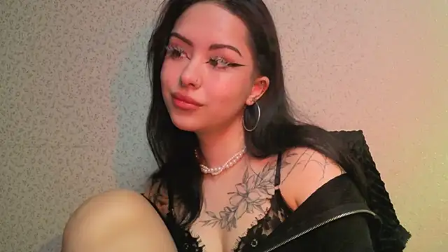 baby  kim online show from 05-18-26, 11:10