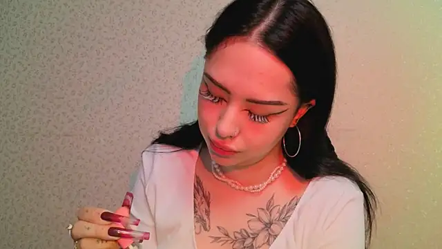 baby  kim online show from 05-20-26, 10:27
