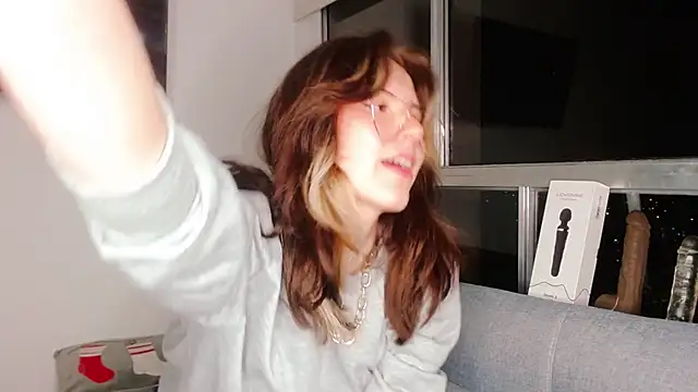 cherrybom969 online show from 12-31-24, 02:40