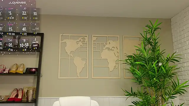 LadyLeea online show from 03-03-26, 05:24