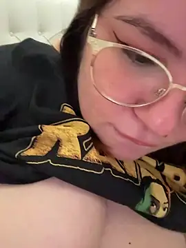 Snapshot of yourcutesarah chatting on 01-18-26, 04:55 yourcutesarah online show from 01-18-26, 04:55