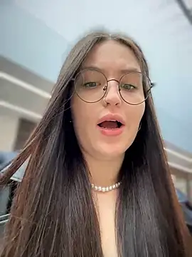 meow girl online show from 03-31-26, 10:48