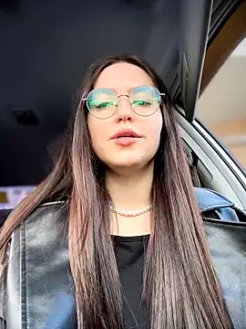 meow girl online show from 04-13-26, 12:21