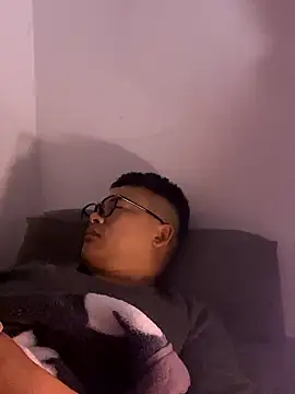 lixiaoshuai8 online show from 01-18-26, 04:22