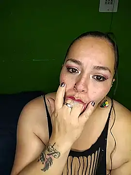 Snapshot of emily_sweet13 chatting on 07-03-26, 04:35 emily sweet13 online show from 07-03-26, 04:35
