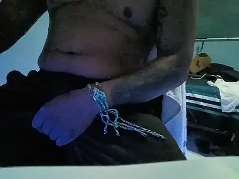Javierhot666 online show from 05-18-26, 02:29