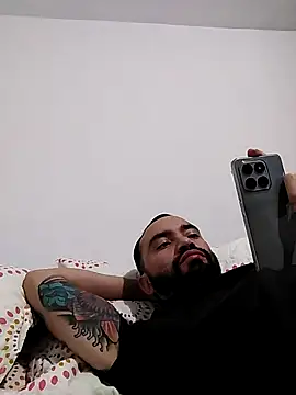 Snapshot of Juandiam chatting on 07-10-26, 02:16 Juandiam online show from 07-10-26, 02:16