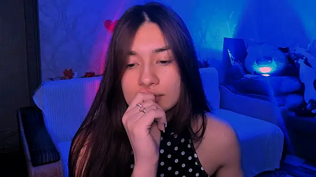 Snapshot of Swee_Alicee chatting on 04-25-26, 06:38 Swee Alicee online show from 04-25-26, 06:38