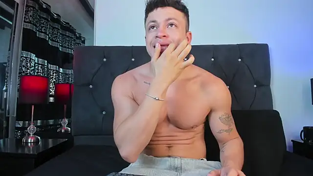 Angel Cuervo online show from 02-05-26, 12:43