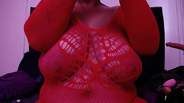 Nicol Love0 online show from 05-27-26, 12:35