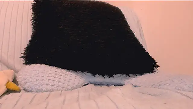 Snapshot of diamonmeli chatting on 03-01-25, 03:27 diamonmeli online show from 03-01-25, 03:27