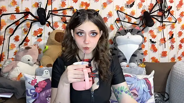  Devill Baby online show from 09-21-25, 05:36