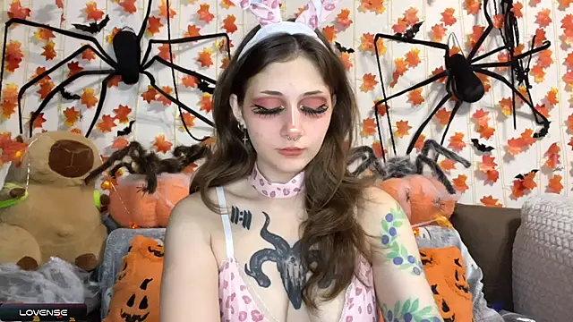  Devill Baby online show from 10-22-25, 07:24