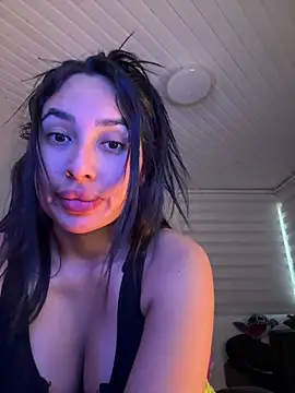 Snapshot of Anily_Lovely chatting on 04-26-26, 06:49 Anily Lovely online show from 04-26-26, 06:49