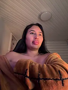 Snapshot of Anily_Lovely chatting on 04-30-26, 11:09 Anily Lovely online show from 04-30-26, 11:09
