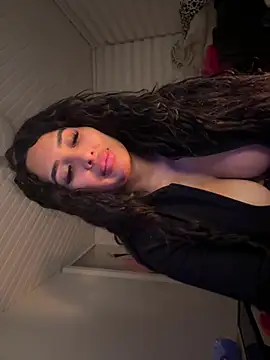 Snapshot of Anily_Lovely chatting on 05-19-26, 12:16 Anily Lovely online show from 05-19-26, 12:16