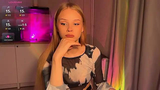 lisa barbie online show from 02-22-26, 07:34