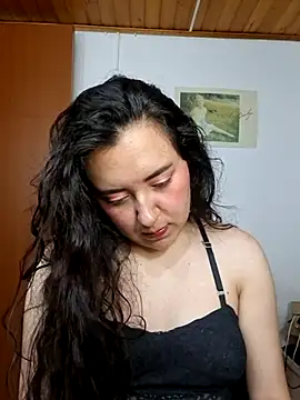 Emi chik online show from 04-02-26, 11:41