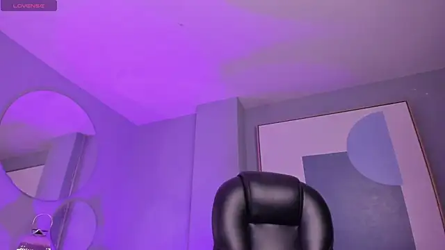 KatieNolan 1 online show from 04-05-26, 05:43