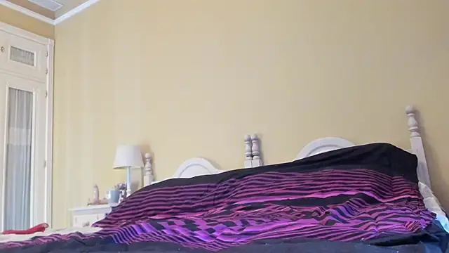 Snapshot of nycole_new chatting on 10-05-25, 06:34 nycole new online show from 10-05-25, 06:34