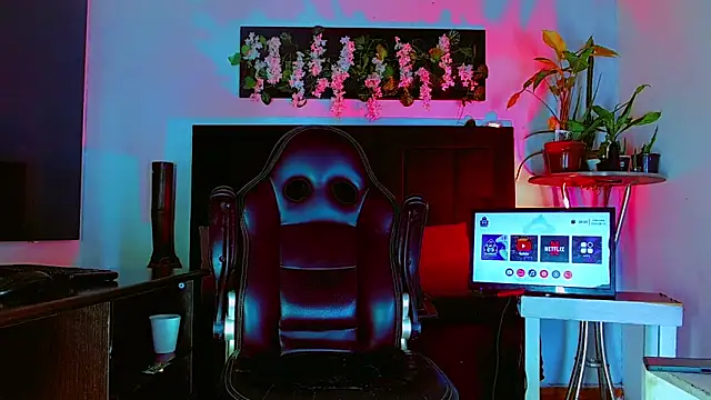 HannibalLester online show from 03-03-26, 03:56