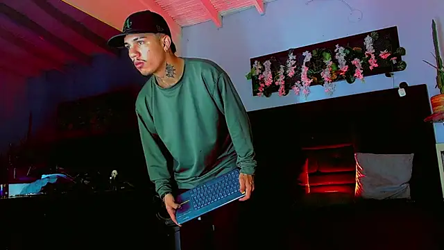 HannibalLester online show from 04-13-26, 06:08