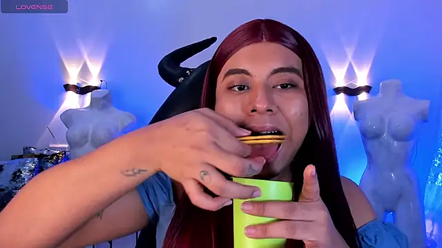 Emili Roux online show from 03-12-26, 09:48