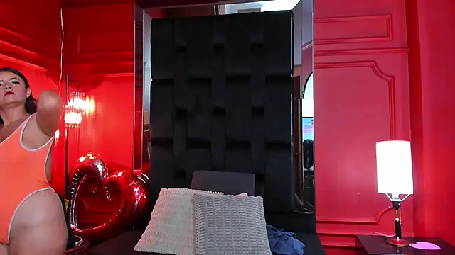 Snapshot of nathalie_rossel chatting on 02-19-25, 01:18 nathalie rossel online show from 02-19-25, 01:18