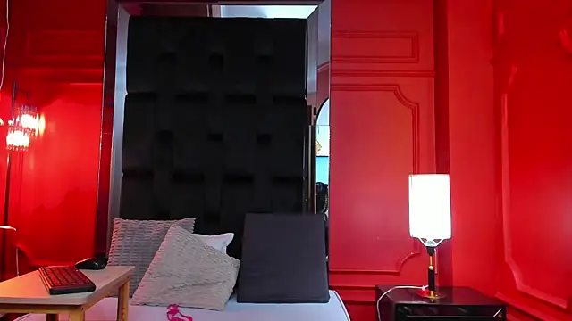 Snapshot of nathalie_rossel chatting on 02-27-25, 01:16 nathalie rossel online show from 02-27-25, 01:16