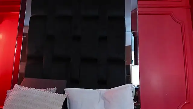 Snapshot of nathalie_rossel chatting on 03-11-25, 01:16 nathalie rossel online show from 03-11-25, 01:16