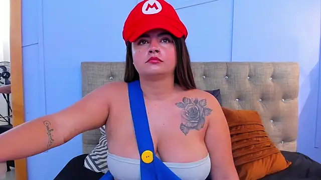 Snapshot of nathalie_rossel chatting on 10-28-25, 08:00 nathalie rossel online show from 10-28-25, 08:00