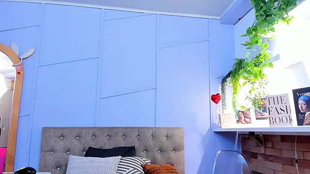 Snapshot of nathalie_rossel chatting on 10-30-25, 08:09 nathalie rossel online show from 10-30-25, 08:09