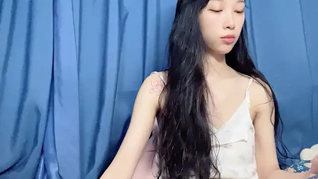 Lili-2 online show from 04-03-26, 02:04