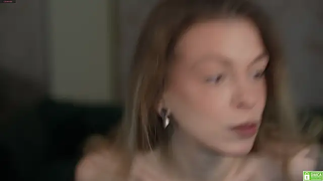 Julia  Star  online show from 02-18-25, 07:54