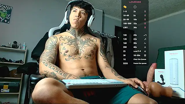 Nickhot0609 online show from 09-24-25, 06:55