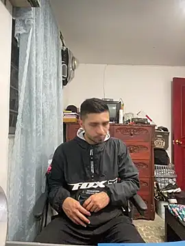 Jestebanano online show from 03-08-26, 04:16