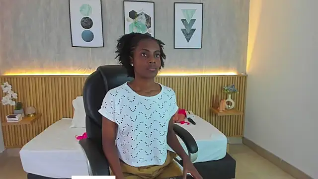 Snapshot of kenya_stone_1 chatting on 06-11-26, 09:02 kenya stone 1 online show from 06-11-26, 09:02
