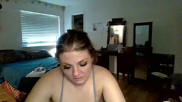 sophiarica online show from 05-31-26, 06:04